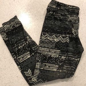 LuLaRoe Tall & Curvy Leggings